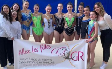 "EST ECLAIR: Préparation aux Championnats Nationaux de GR"